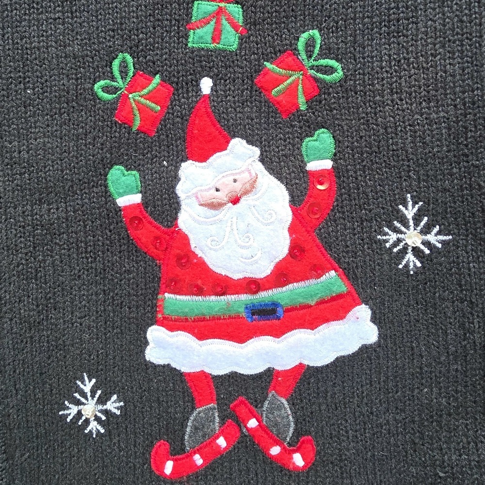 Bobbie Brooks Christmas Sweater Vest Santa Size S Black Santa Claus Embroidered - Picture 6 of 9